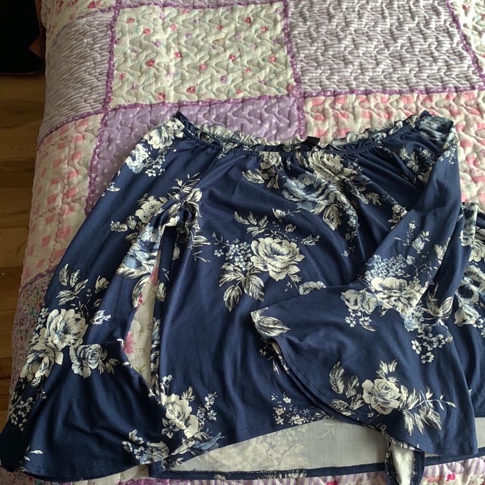 Blue/white floral blouse off the shoulder